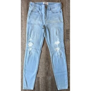 Abercrombie Kids pull on jeggings light‎ wash size 15/16 distressed